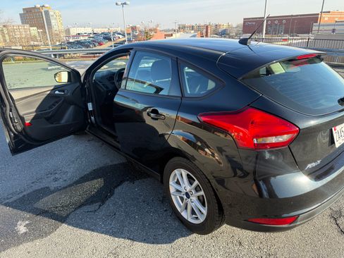 Used 2015 Ford Focus SE image 10