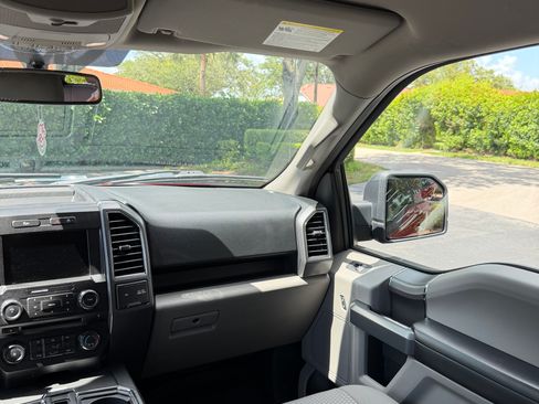 Used 2018 Ford F150 XLT w/ Equipment Group 302A Luxury AWD/4WD image 12