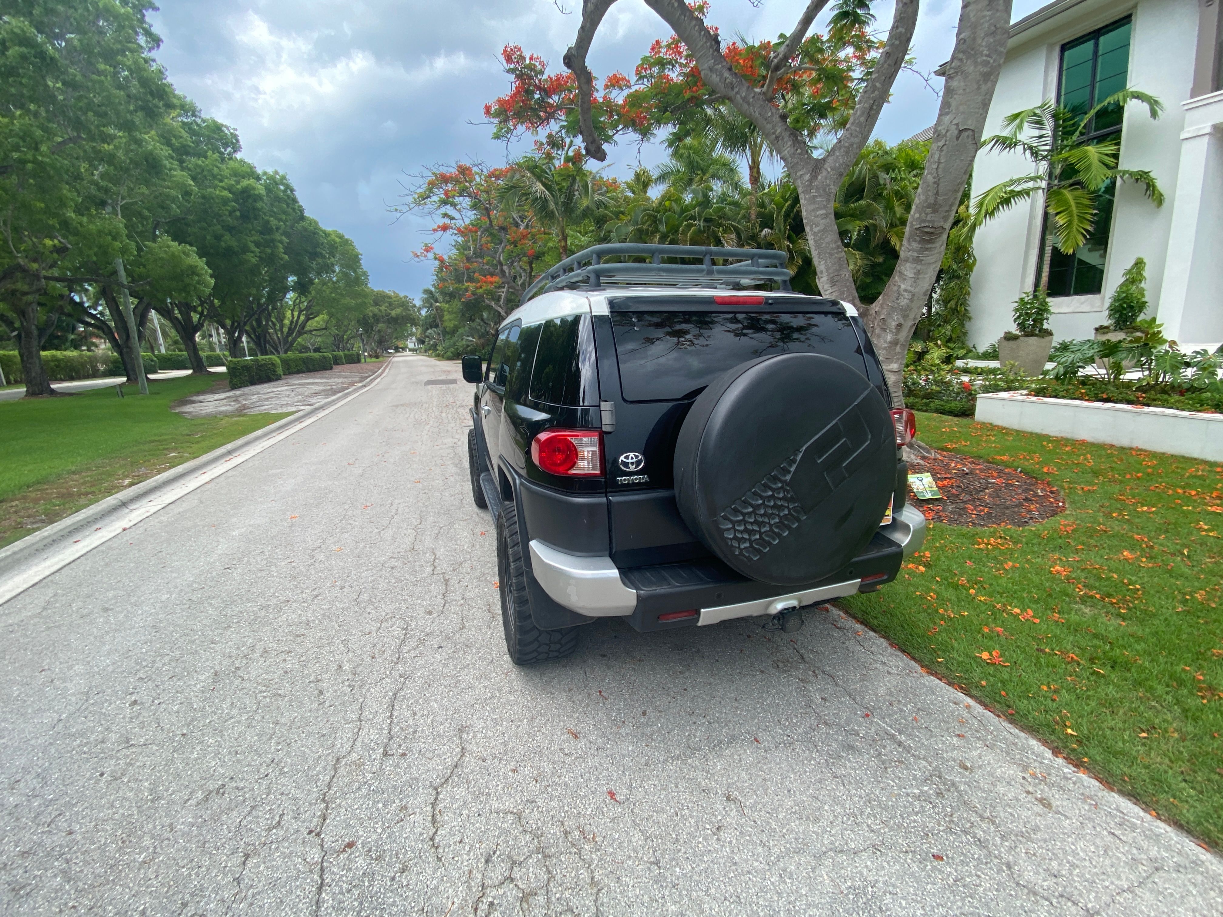Used 2007 Toyota FJ Cruiser 4WD w/ Upgrade Pkg 2 image 5