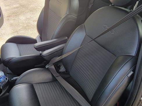 Used 2018 FIAT 500 Pop FWD image 6