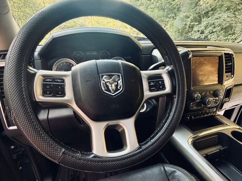 Used 2018 RAM 3500 Laramie w/ Sport Appearance Group AWD/4WD image 11