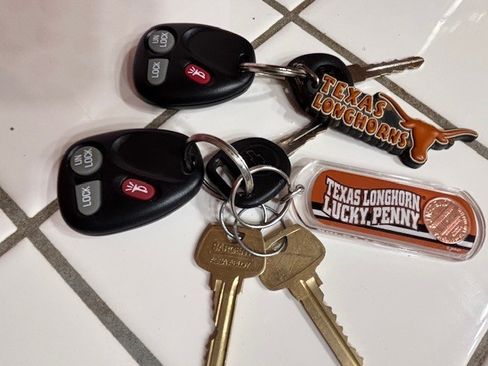 Used 2002 Chevrolet Avalanche 2500 w/ Convenience Pkg image 4