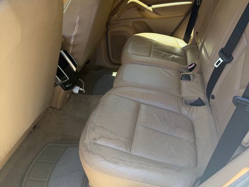 Used 2012 Porsche Cayenne AWD/4WD image 10