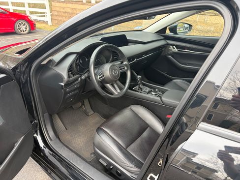 Used 2021 MAZDA MAZDA3 s image 21