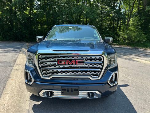 Used 2019 GMC Sierra 1500 Denali w/ Denali Ultimate Package AWD/4WD image 4