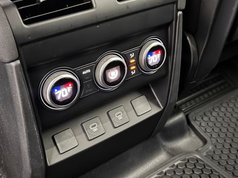Used 2023 Land Rover Defender 110 S AWD/4WD image 18