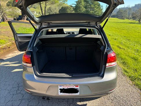 Used 2012 Volkswagen Golf 2-Door image 12