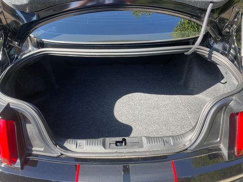 Used 2017 Ford Mustang Shelby GT350R w/ GT350R Equipment Group 920A image 14