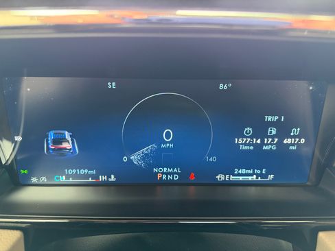 Used 2022 Lincoln Navigator Reserve AWD/4WD image 12