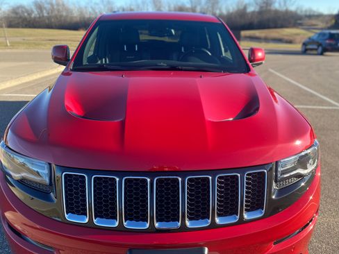 Used 2014 Jeep Grand Cherokee SRT w/ Trailer Tow Group IV AWD/4WD image 5