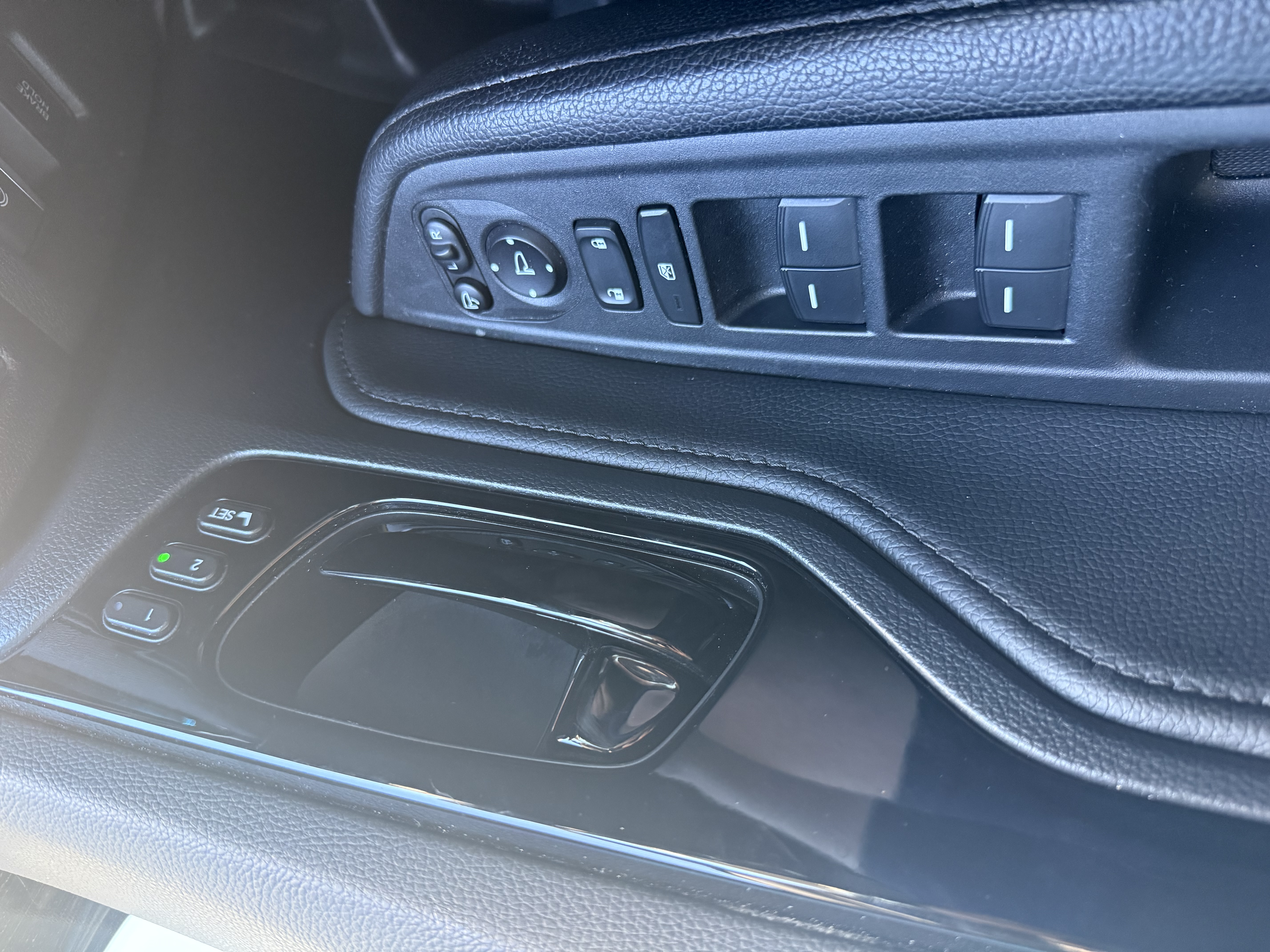 Used 2023 Honda Odyssey Elite image 22