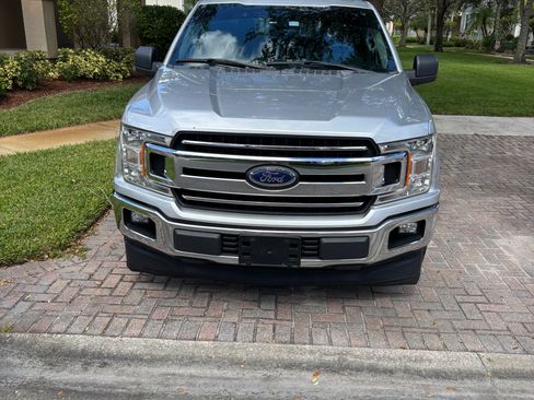 Used 2019 Ford F150 XLT image 4