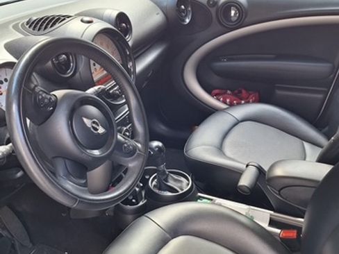 Used 2014 MINI Cooper Countryman Cooper Hatchback 4D image 8