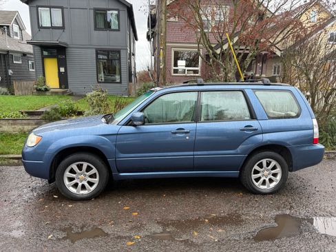 Used 2008 Subaru Forester 2.5X image 2