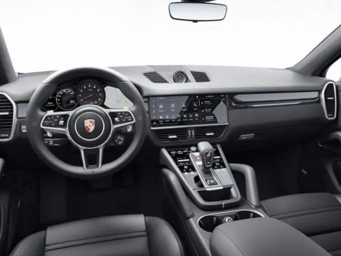 Used 2022 Porsche Cayenne Coupe image 3