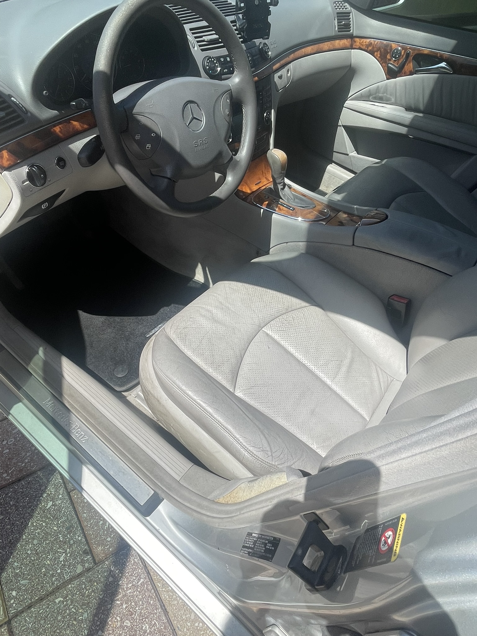 Used 2003 Mercedes-Benz E 320 Sedan image 12