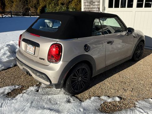 Used 2024 MINI Cooper S image 6