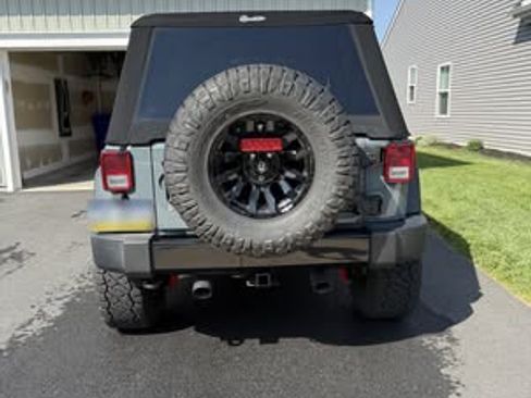Used 2015 Jeep Wrangler Unlimited Sport AWD/4WD image 9
