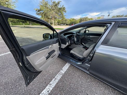 Used 2013 Honda Civic EX image 8