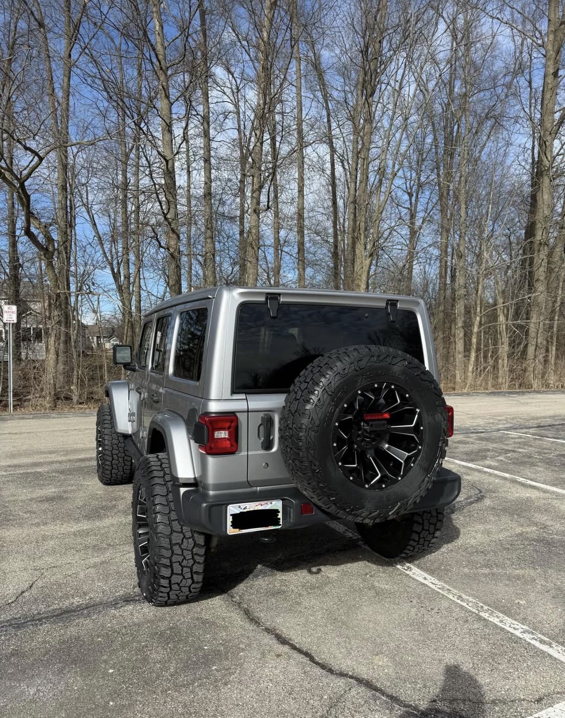 Used 2020 Jeep Wrangler Unlimited Sahara AWD/4WD image 6