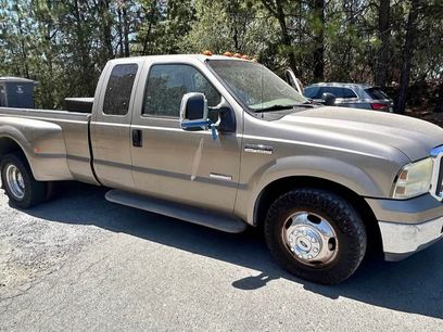 Used 2005 Ford F350 Lariat