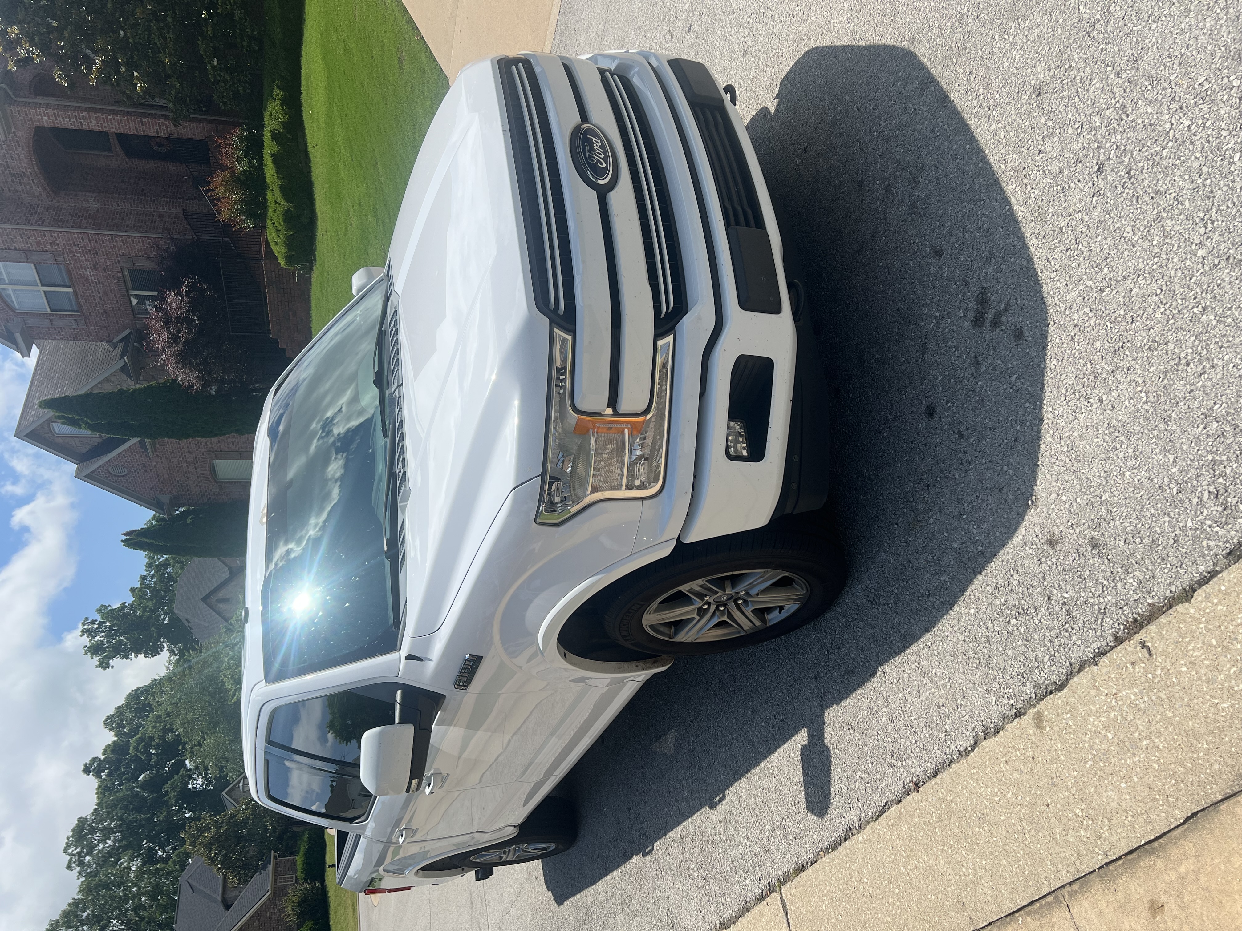 Used 2018 Ford F150 Lariat AWD/4WD image 4