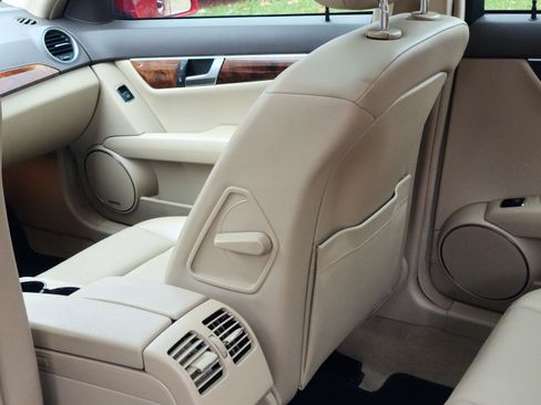 Used 2013 Mercedes-Benz C 300 C 300 4MATIC Sport Sedan 4D image 17