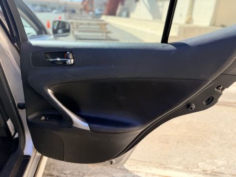 Used 2006 Lexus IS 250 image 19