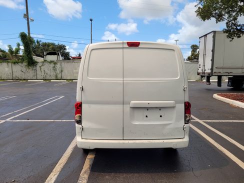 Used 2015 Nissan NV200 SV w/ Technology Package FWD image 8