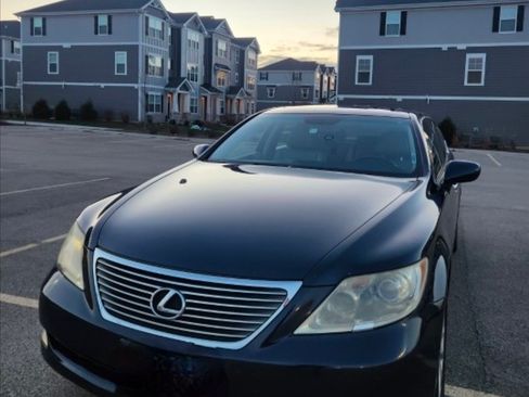 Used 2008 Lexus LS 460 image 2