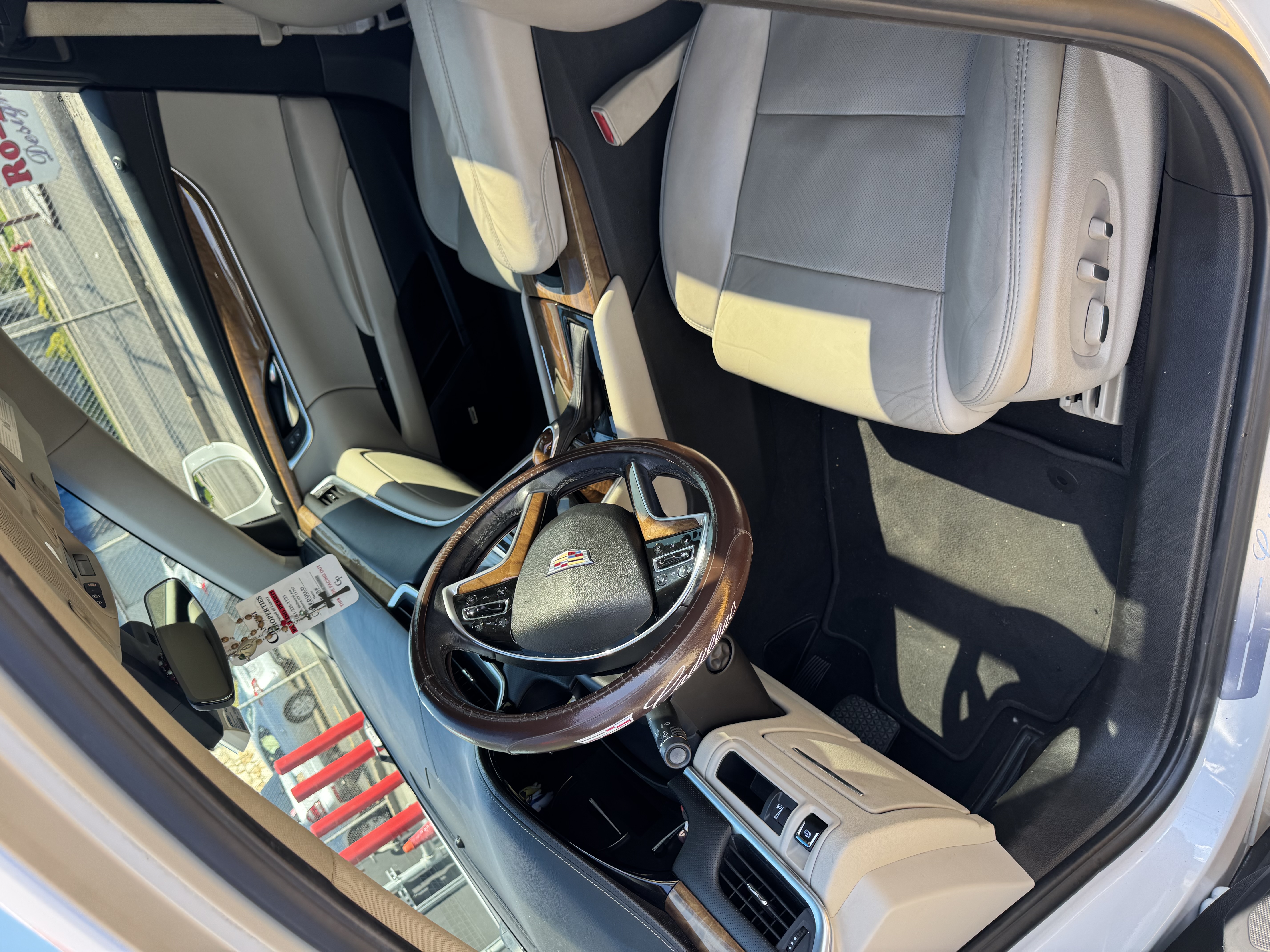 Used 2019 Cadillac XTS Luxury w/ Driver Awareness Package AWD/4WD image 9