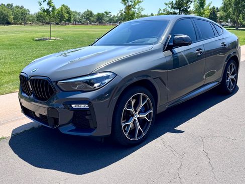 Used 2021 BMW X6 M50i AWD/4WD image 16