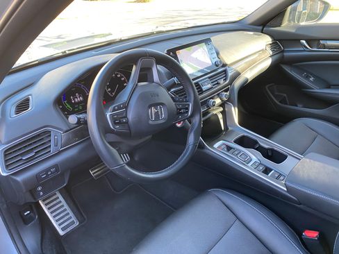 Used 2022 Honda Accord Sport image 5