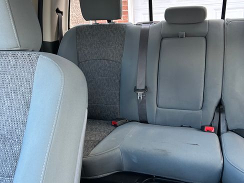 Used 2020 RAM 1500 Classic SLT w/ Luxury Group image 14