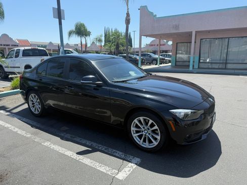 Used 2016 BMW 320i Sedan RWD image 8