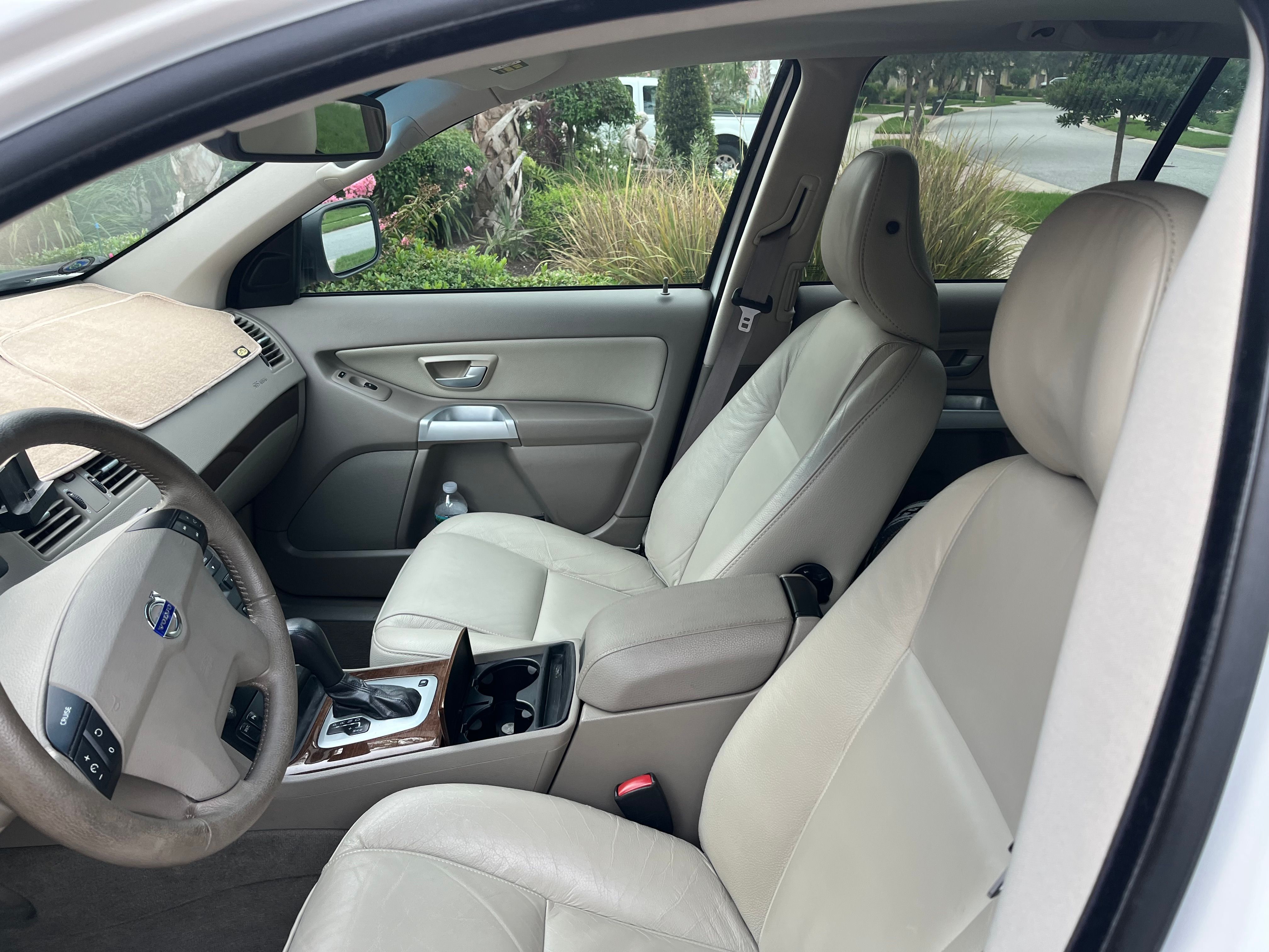 Used 2005 Volvo XC90 2.5T AWD/4WD image 6
