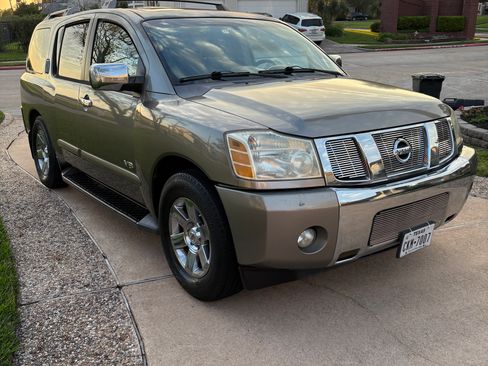 Used 2007 Nissan Armada LE w/ Technology Pkg image 5