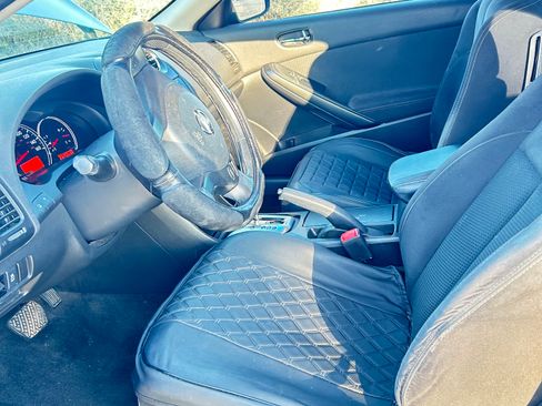 Used 2011 Nissan Altima 2.5 S image 9