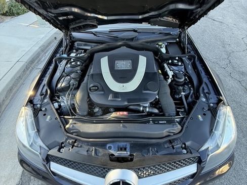Used 2009 Mercedes-Benz SL 550 image 26