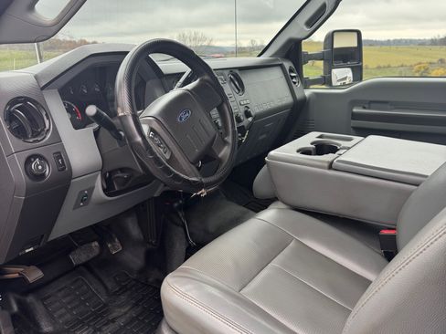 Used 2012 Ford F450 XL w/ Trailer Tow Pkg image 12