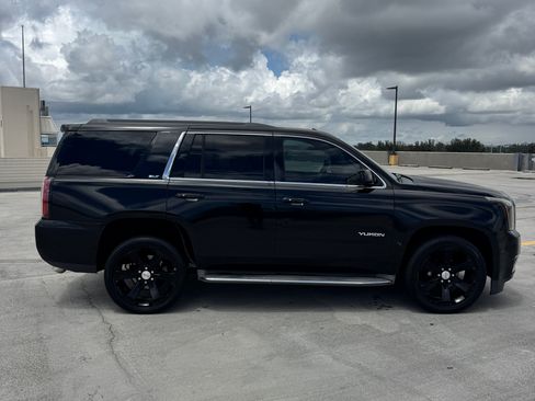 Used 2015 GMC Yukon SLT RWD image 4