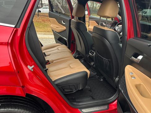 Used 2023 Hyundai Santa Fe Calligraphy image 11