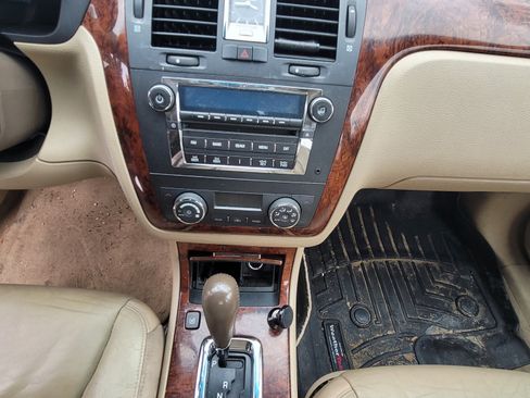 Used 2006 Cadillac DTS image 14