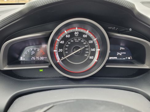 Used 2015 MAZDA MAZDA3 i Grand Touring image 11