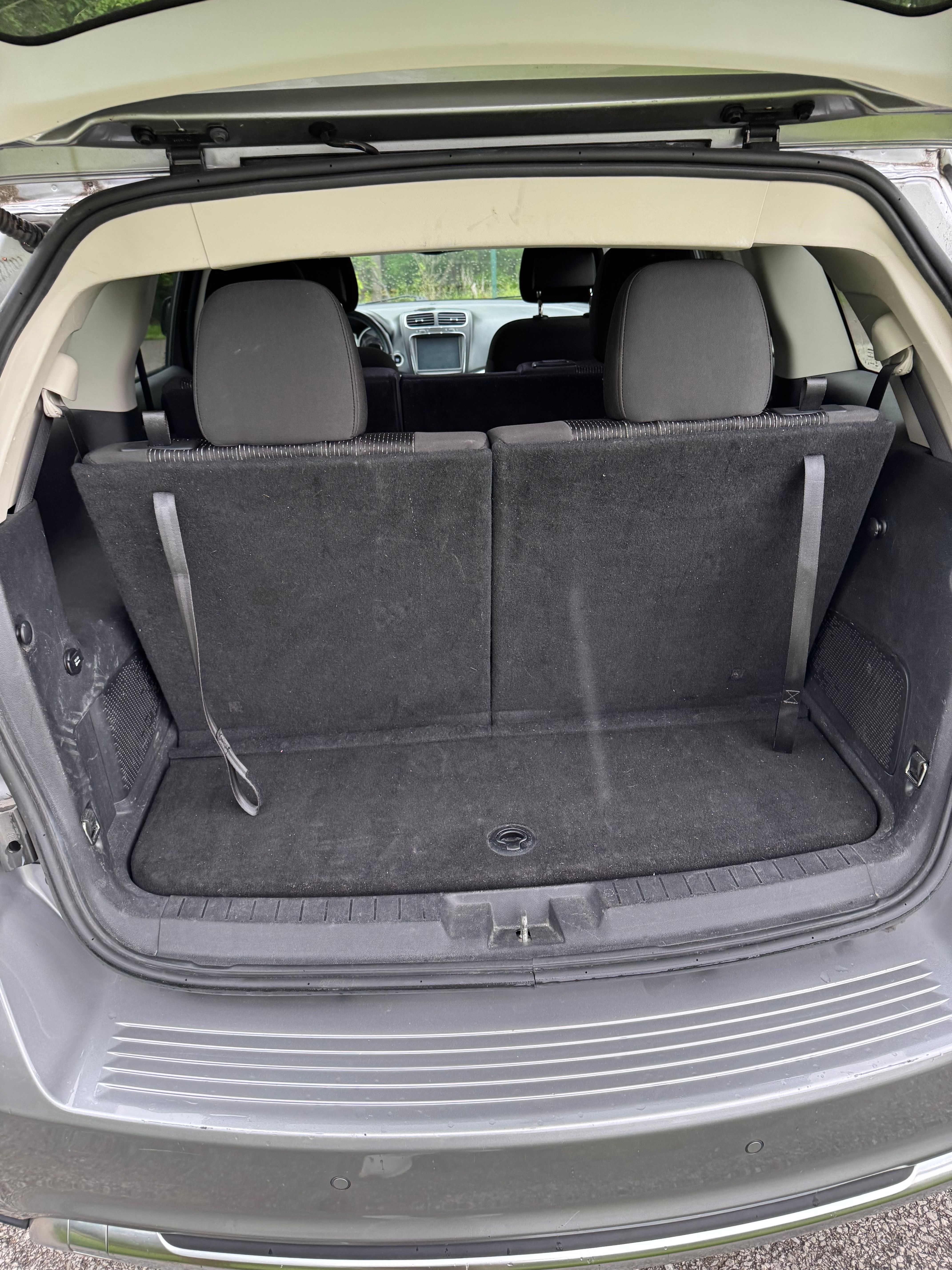 Used 2017 Dodge Journey Crossroad FWD image 10