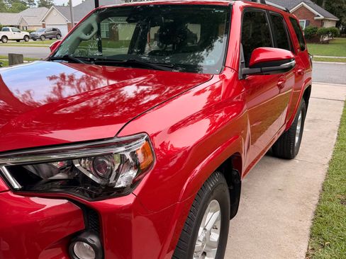 Used 2020 Toyota 4Runner SR5 Premium RWD image 5
