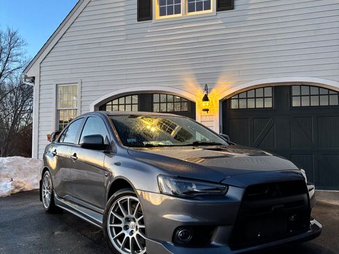 Used 2011 Mitsubishi Lancer Evolution GSR image 1