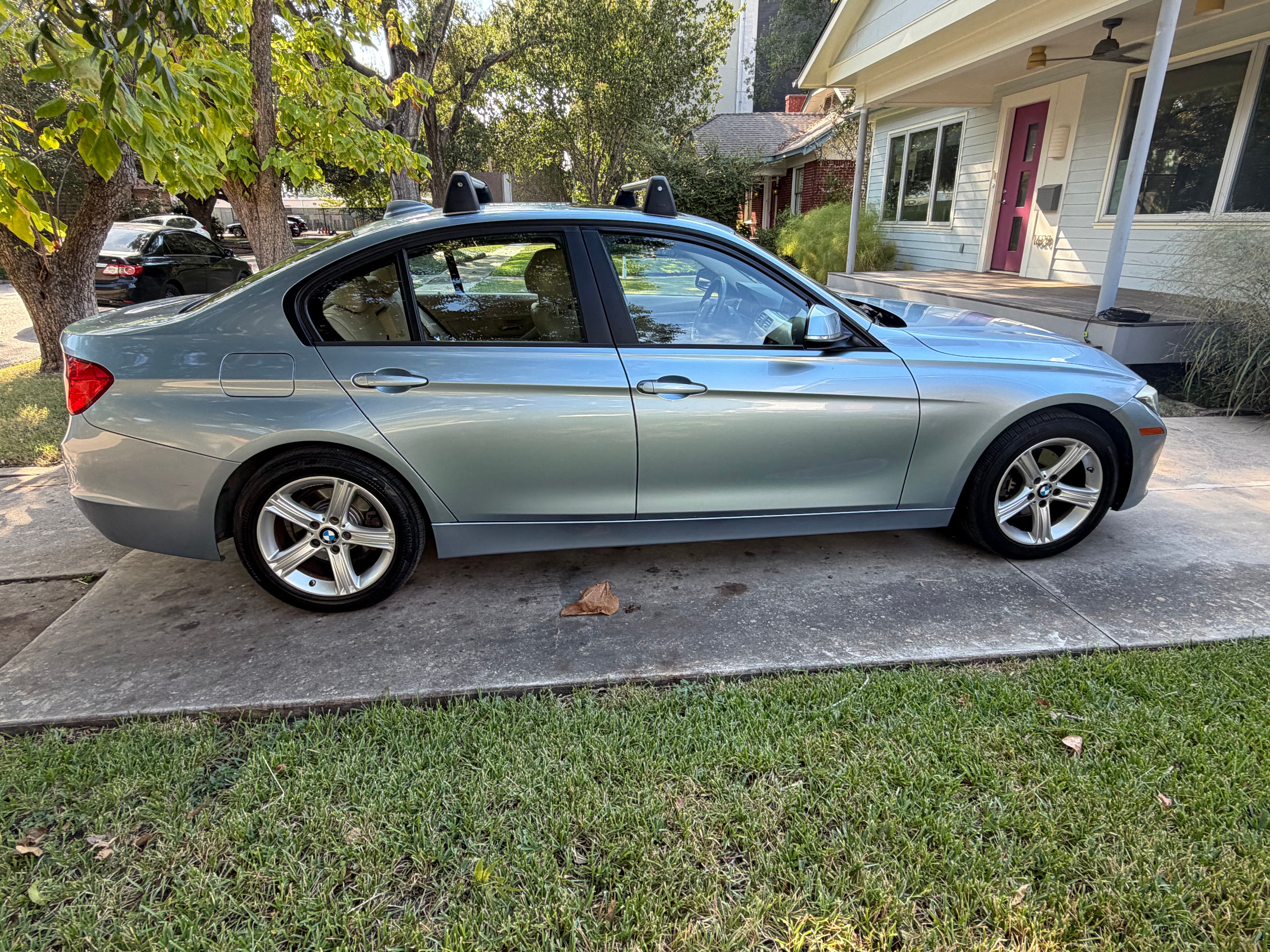 Used 2012 BMW 328i Sedan RWD image 6