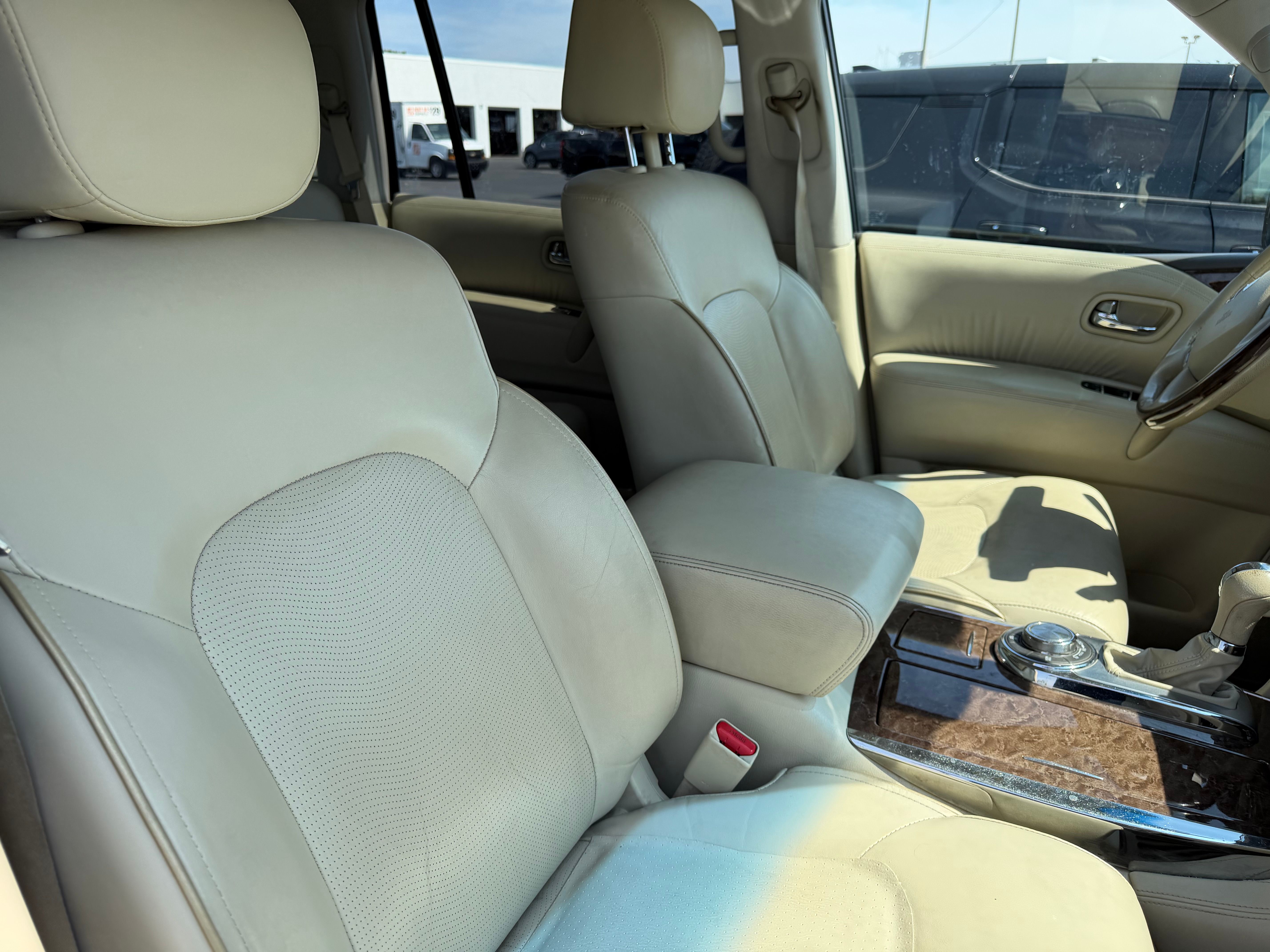 Used 2015 INFINITI QX80 4WD w/ 22" Wheel Package image 14