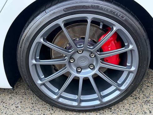 Used 2021 Tesla Model 3 Performance image 11